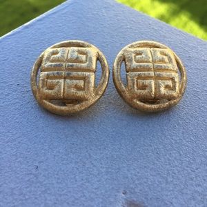 Givenchy Vintage Clip On Earrings✨